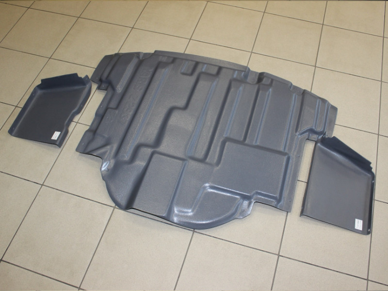 Toyota Yaris III ( 2017 - 2020 ) Engine shield